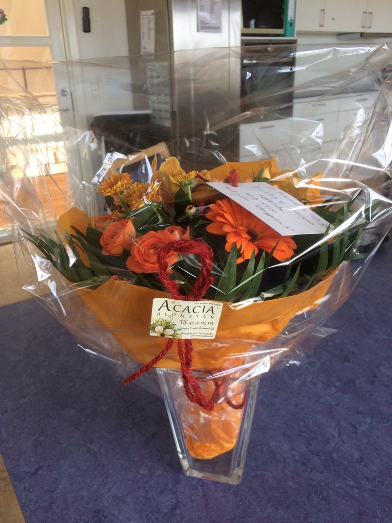fin blomsterbuket fra naboer fin blomsterbuket fra naboer